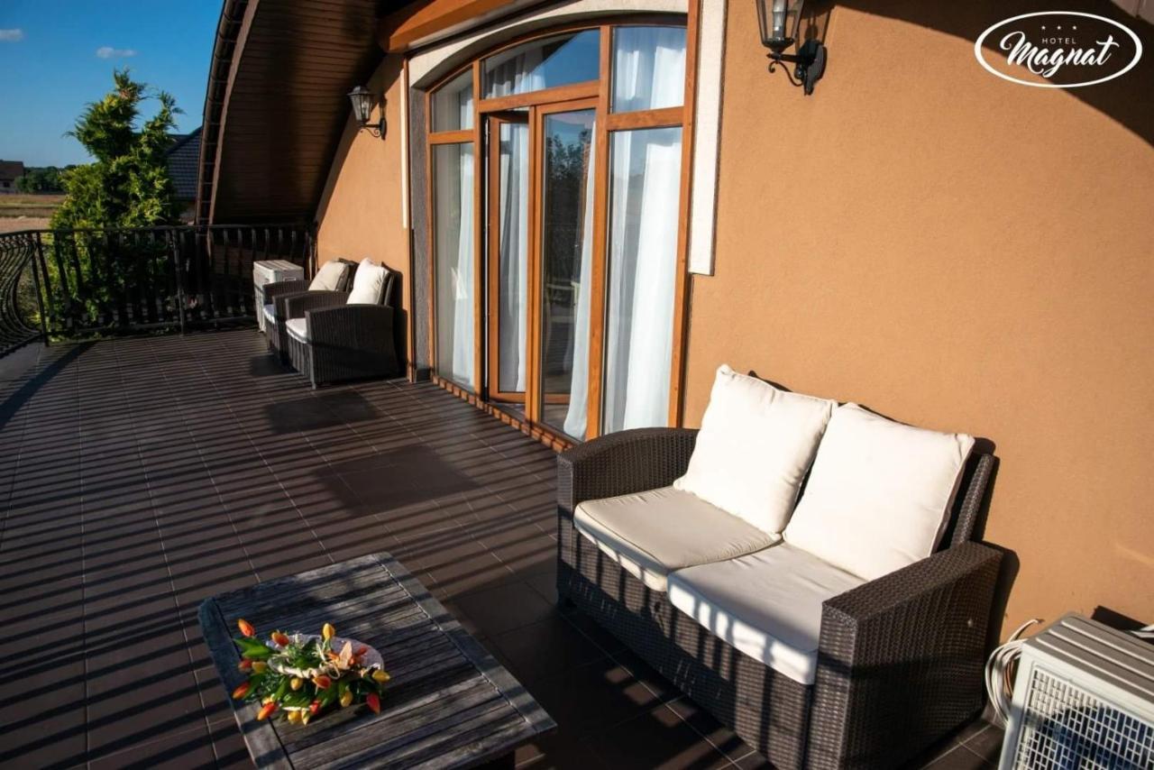 Hotel Magnat Słupca Exteriör bild