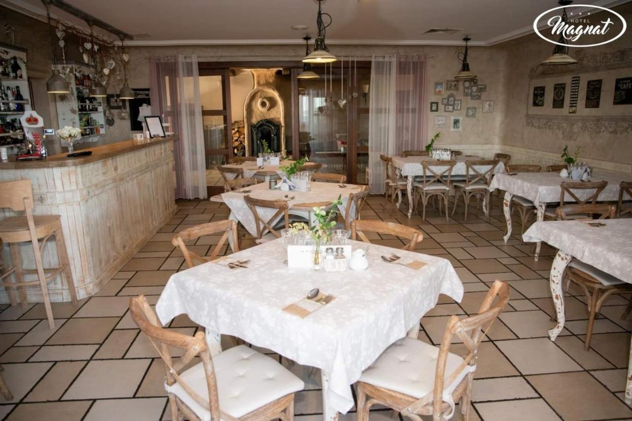 Hotel Magnat Słupca Exteriör bild