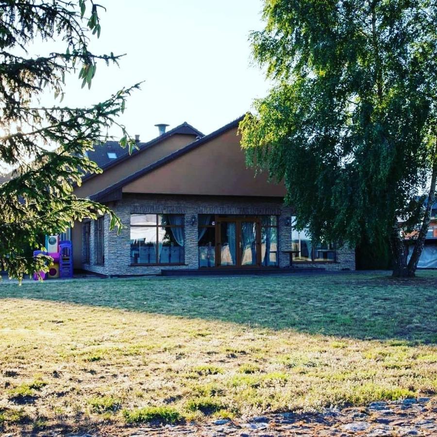 Hotel Magnat Słupca Exteriör bild
