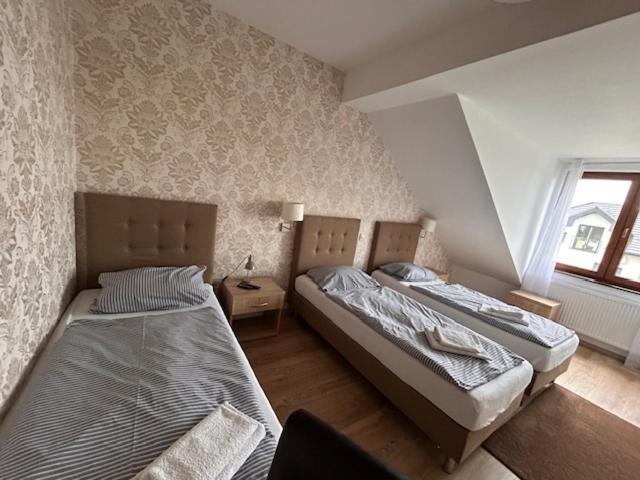 Hotel Magnat Słupca Exteriör bild